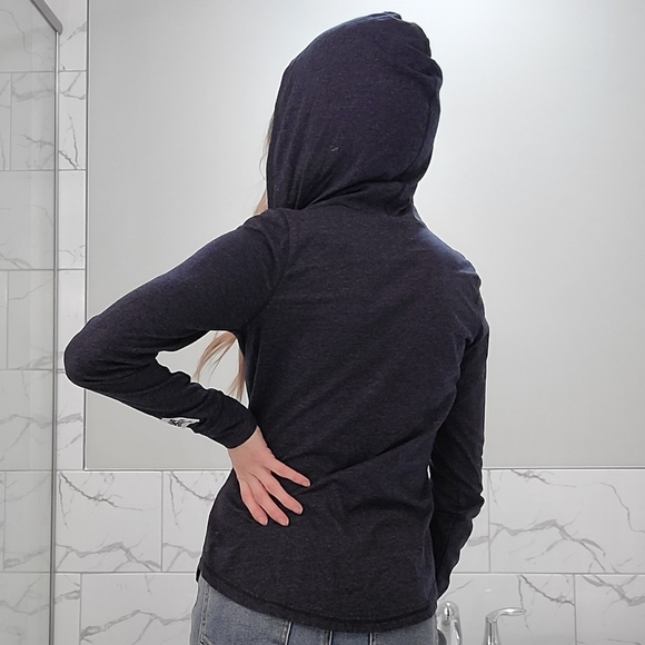 Hollister California Hoodie Sweater - Picture 5 of 13